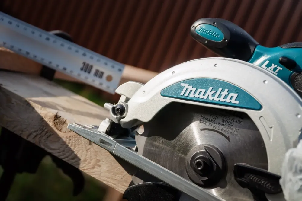 Outils makita